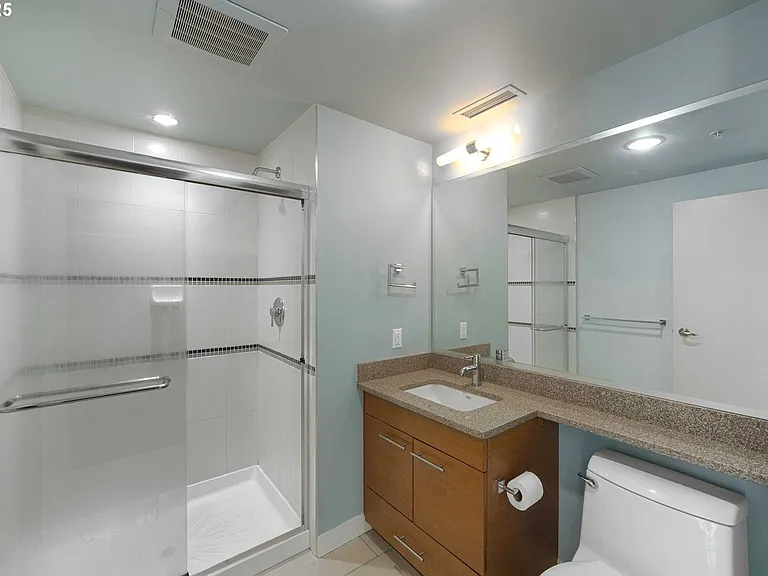 1500 SW 11th Ave #2401 — Photo 14