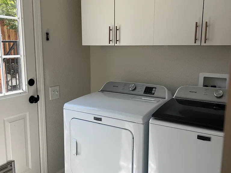 582 Mural Ln #A — Photo 12