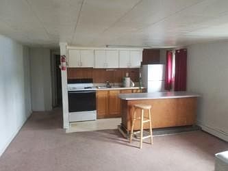 1st image of 524 Craig Ave #2