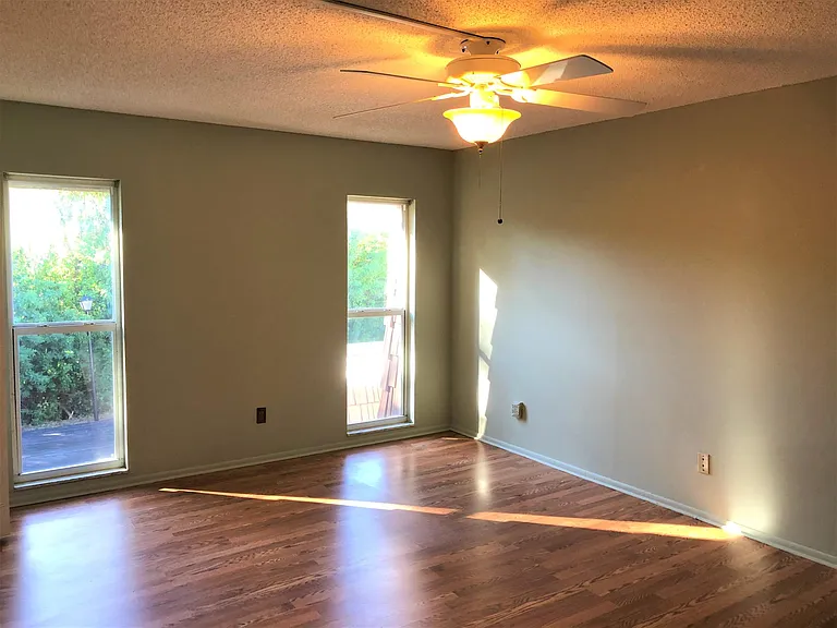 207 Aspen Cir #207 — Photo 7