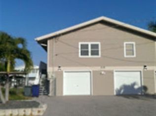 215 Bahia Via, Fort Myers Beach, FL 33931