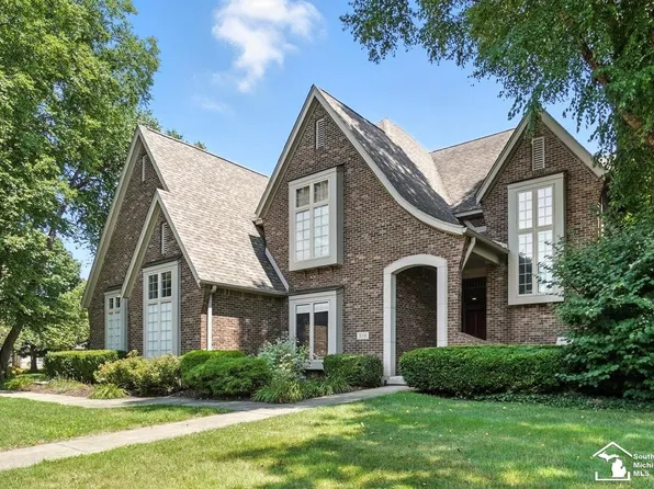 510 Avenue De Lafayette, Monroe, MI 48162