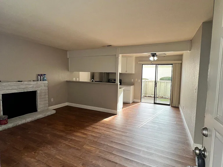 700 McCoy Ct #24 — Photo 2