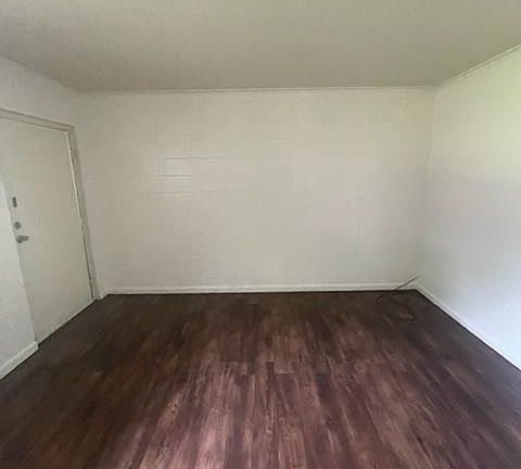 4th image of 162 Rhea Ave #F