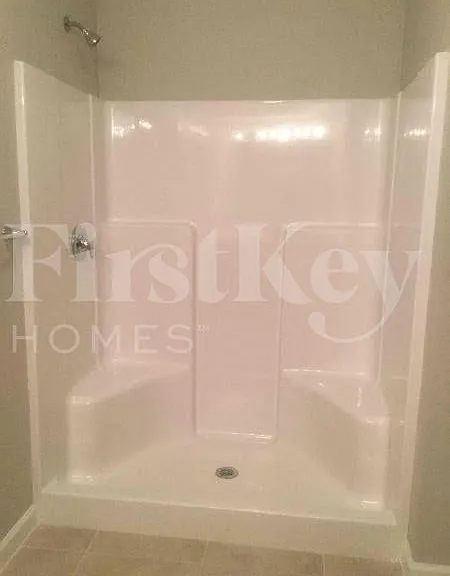 991 SW Dubois Ave — Photo 42