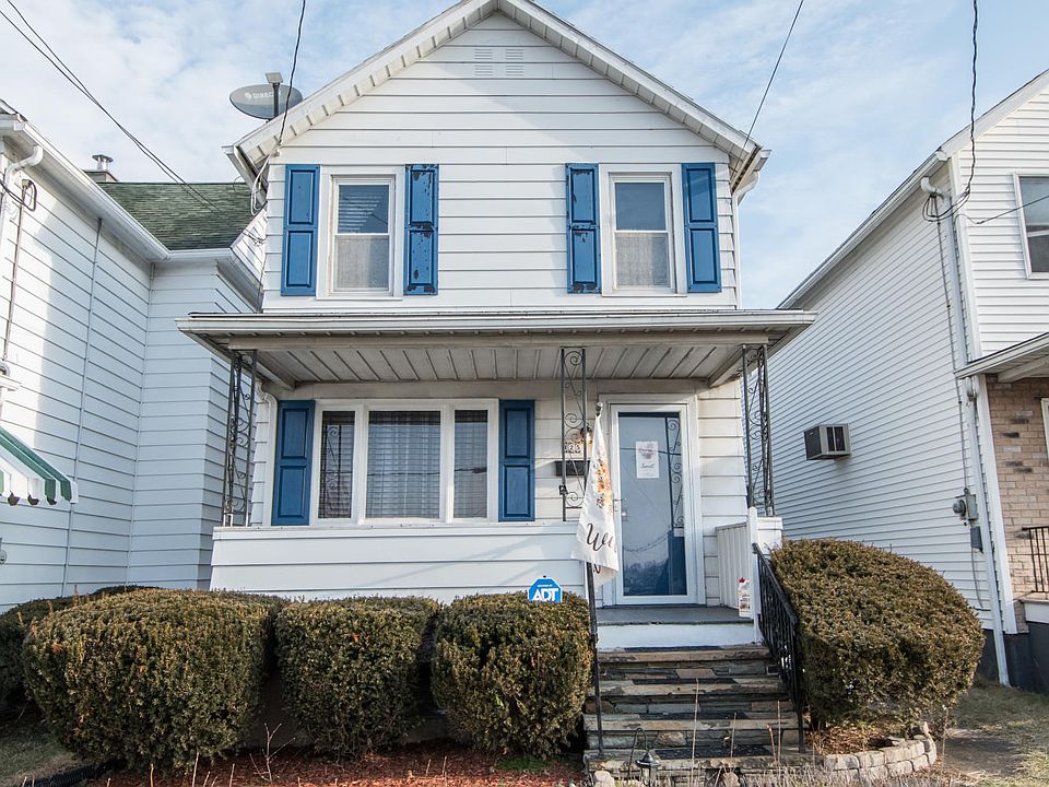 1st image of 325 Shoemaker St