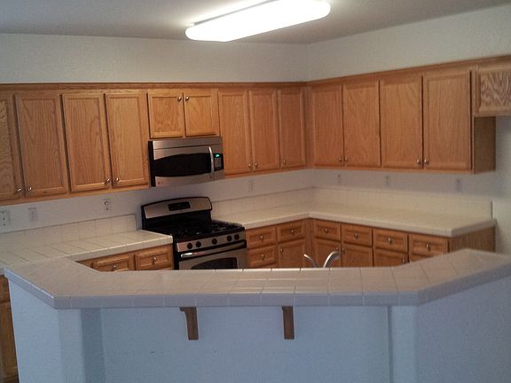 5th image of 3813 Sierra Gold Dr