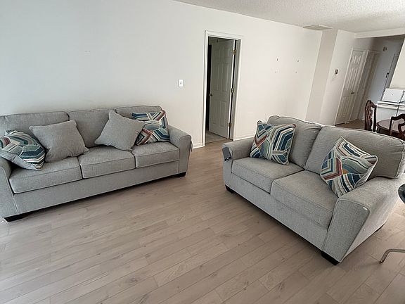 4th image of 228 Twin Eagles Dr