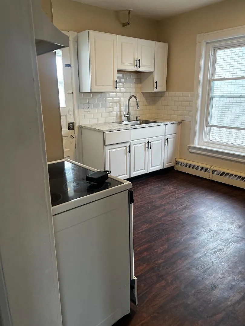 629 N. Jefferson St. - APT 2F — Photo 1