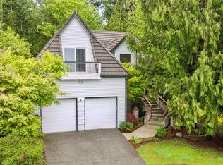 3860 NE Ambleside Ln, Bremerton, WA 98311