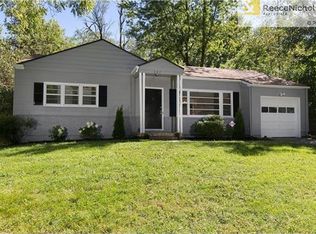 307 E Sweeney Blvd, Kansas City, MO 64114