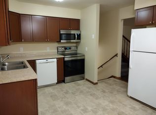 904 N Bird St, Sun Prairie, WI 53590