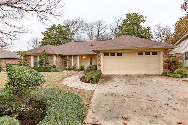 1st image of 308 Bodart Ln