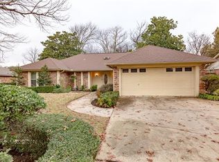 308 Bodart Ln, Fort Worth, TX 76108
