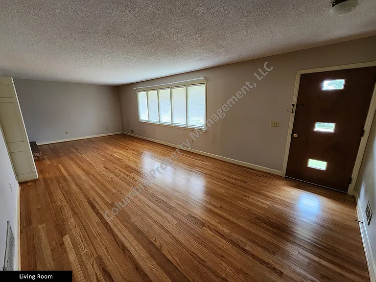 7241 Venus Rd — Photo 3