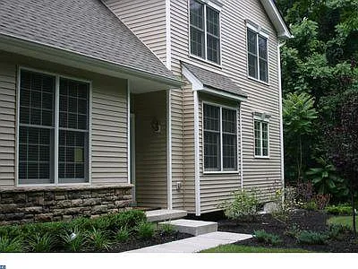 3 bed, 2.5 bath, 2400 sqft, $4,600 — Photo 4