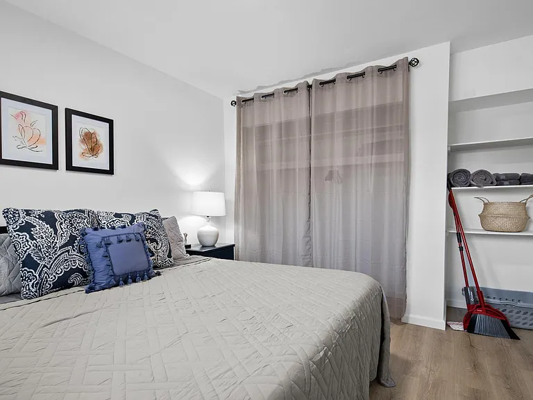 22 2nd St #1 — Photo 7