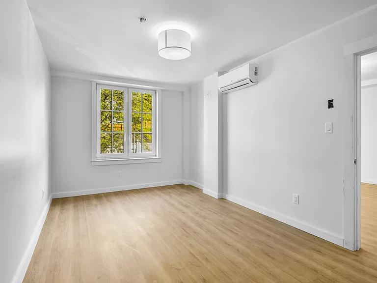 139 5th Ave #4C — Photo 12