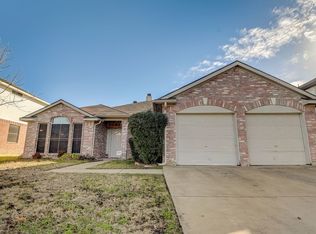 7605 Southbridge Ln, Arlington, TX 76002