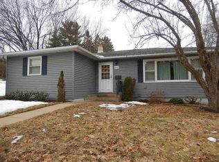 802 S 12th St, Wausau, WI 54403