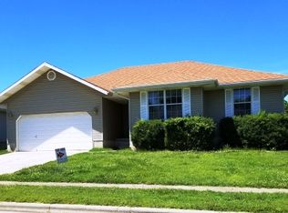 2999 W Melbourne St, Springfield, MO 65810