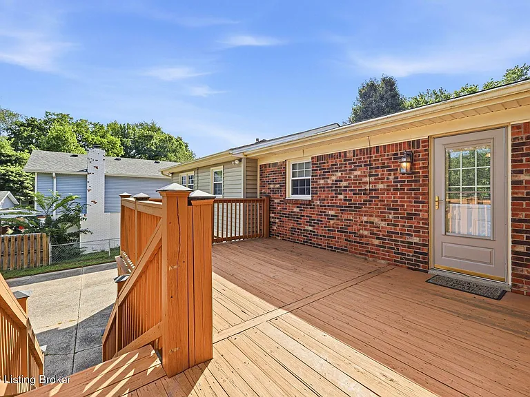 3605 Birnamwood Ct — Photo 37