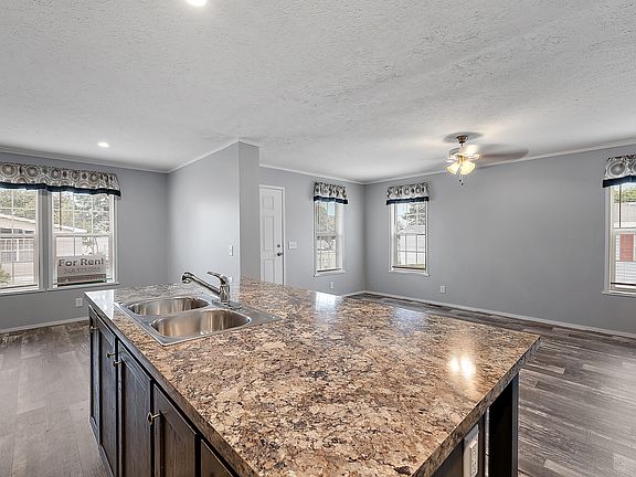 5th image of 33 Claroma St #47CMT