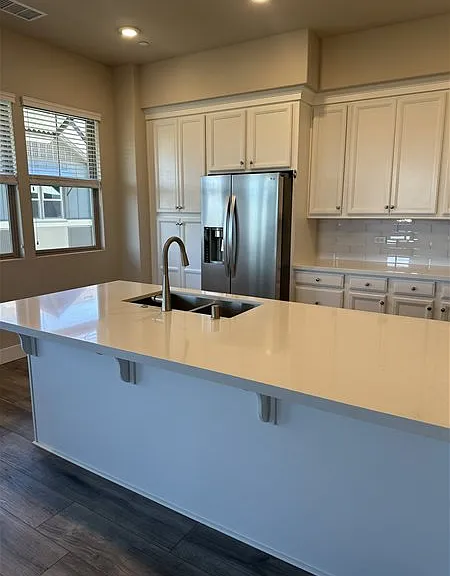 1661 Spring St #432 — Photo 8