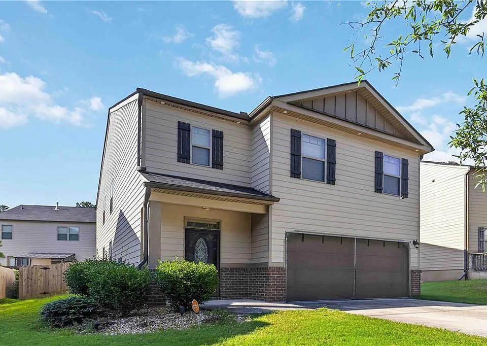 3744 Hampshire Walk SW