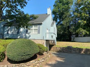 3 Valley View Dr #3, Hamden, CT 06518