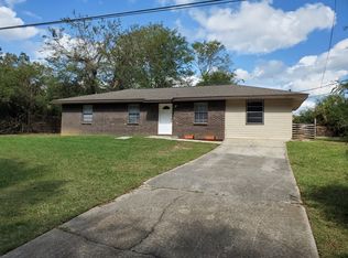 821 Holman Bridge Rd, Daleville, AL 36322