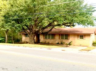 506 S Main St, Newton, MS 39345