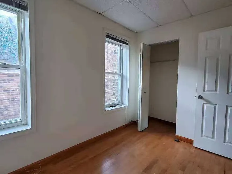 251 W 31st St #3 — Photo 7
