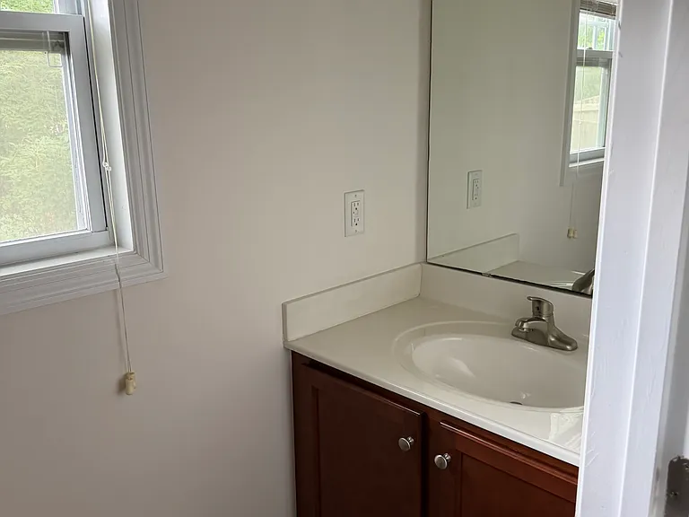 128 Bayside Dr — Photo 20