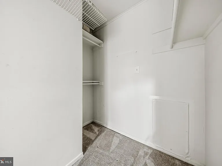 8511 Barrington Ct #S — Photo 24
