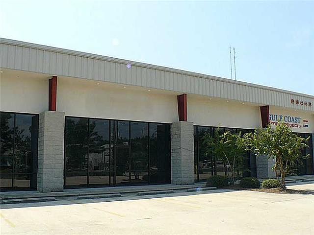 1st image of 68443 Highway 59 Ste 2