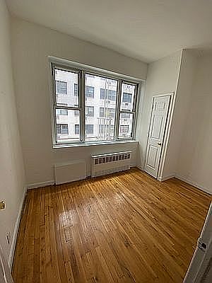 5th image of 450 W 58th St APT 2H