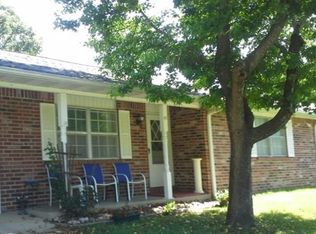 1313 Meadowbrook Dr, Mountain Home, AR 72653