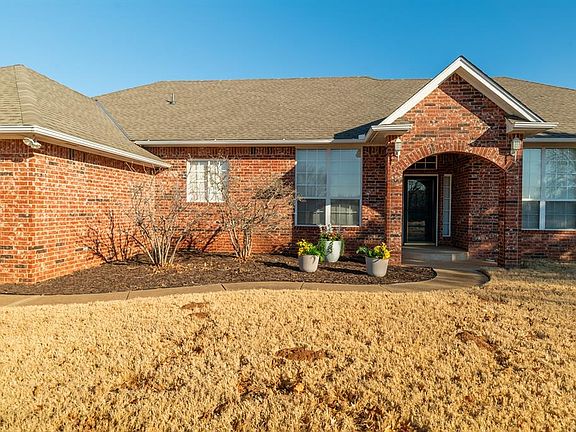 3rd image of 7204 Niblick Way