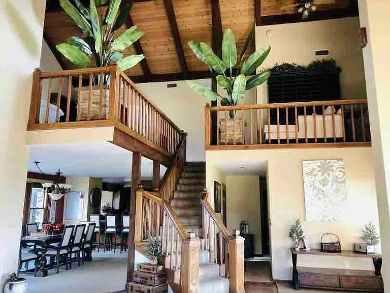 34455 Sierra Dr — Photo 5