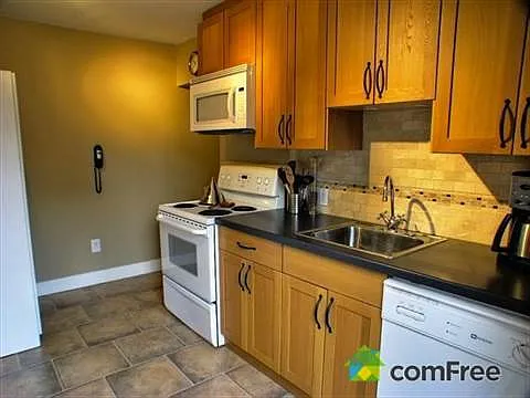 10409 147th St NW #1A — Photo 2