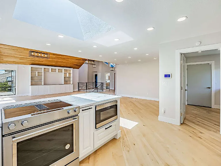 4634 Lighthouse Dr NE — Photo 47