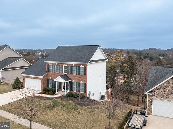 2nd image of 344 Linden Dr