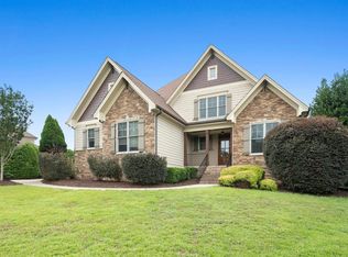 629 Grand Prince Ln, Raleigh, NC 27603