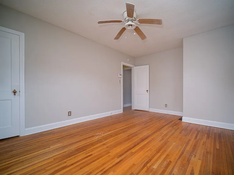 3030 Marlowe Ave — Photo 25