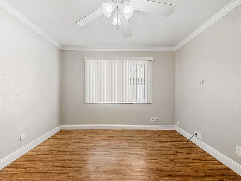 325 E William St #6 — Photo 6