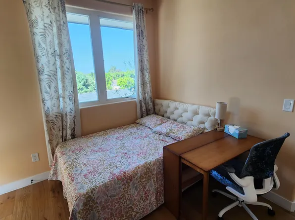 3163 Ducommun Ave #1, San Diego, CA 92122