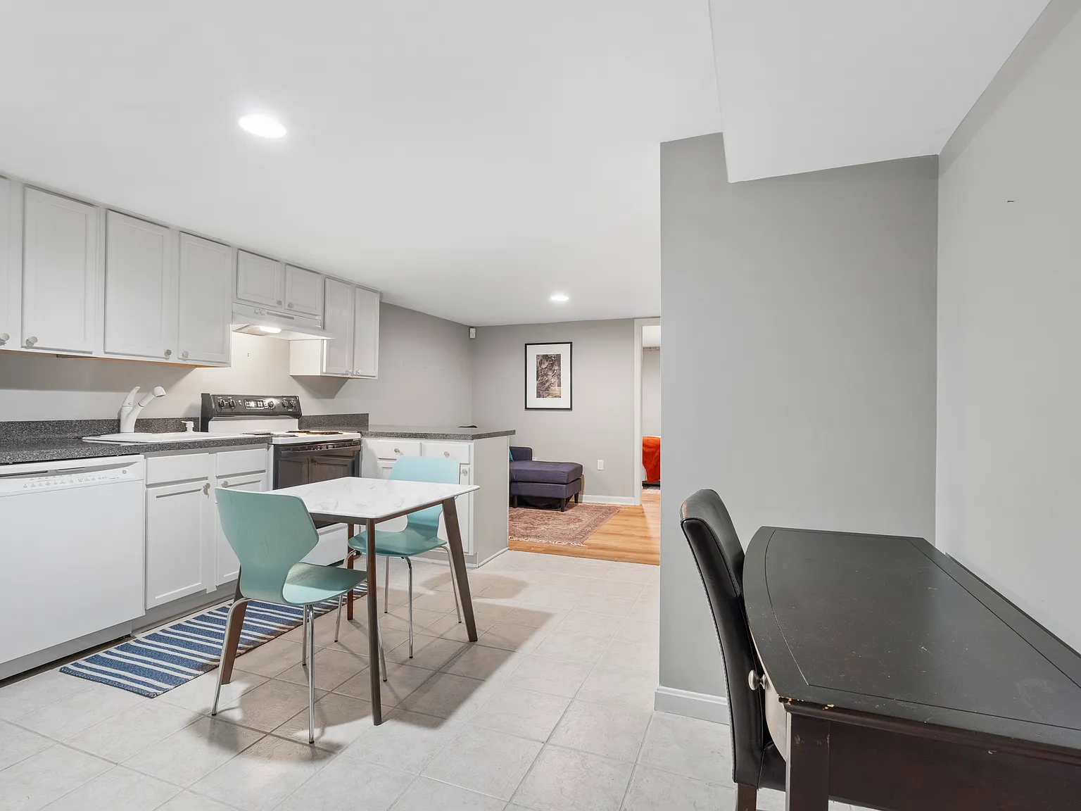 1 bed, 500 sqft, $1,750 — Photo 3
