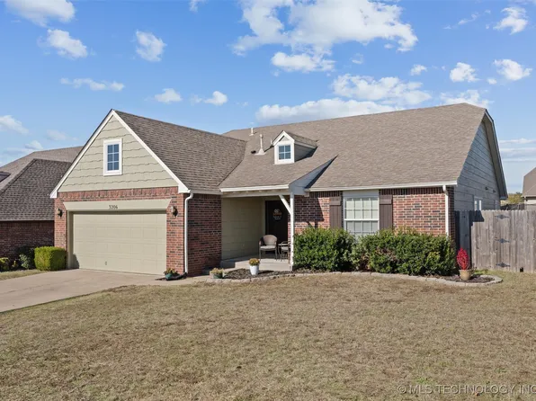 3206 Stonewall Dr, Bartlesville, OK 74006