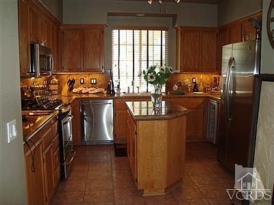 Kitchen with Center Island